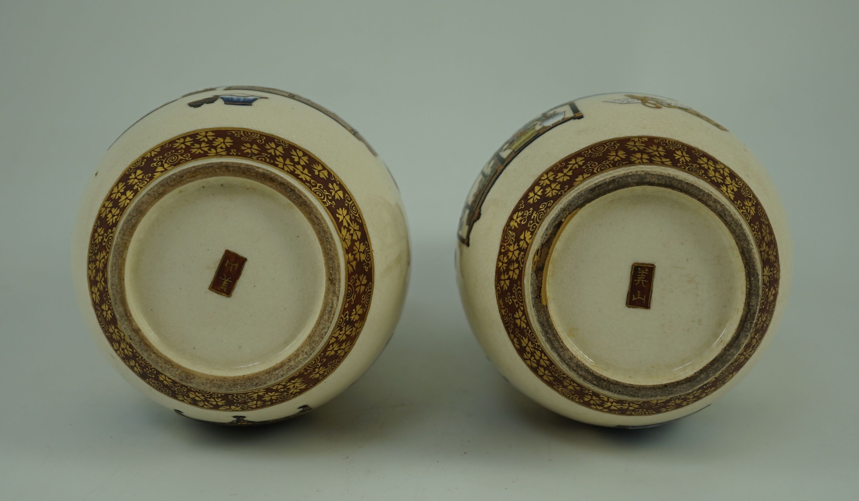A pair of Japanese Satsuma pottery vases, by Bizan, Meiji period, 18.2cm high